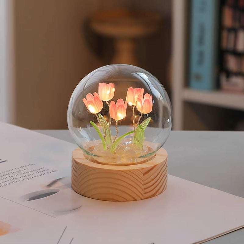 Tulip Night Light – Handmade Floral Bedroom Lamp, Soft Glow Room Decor